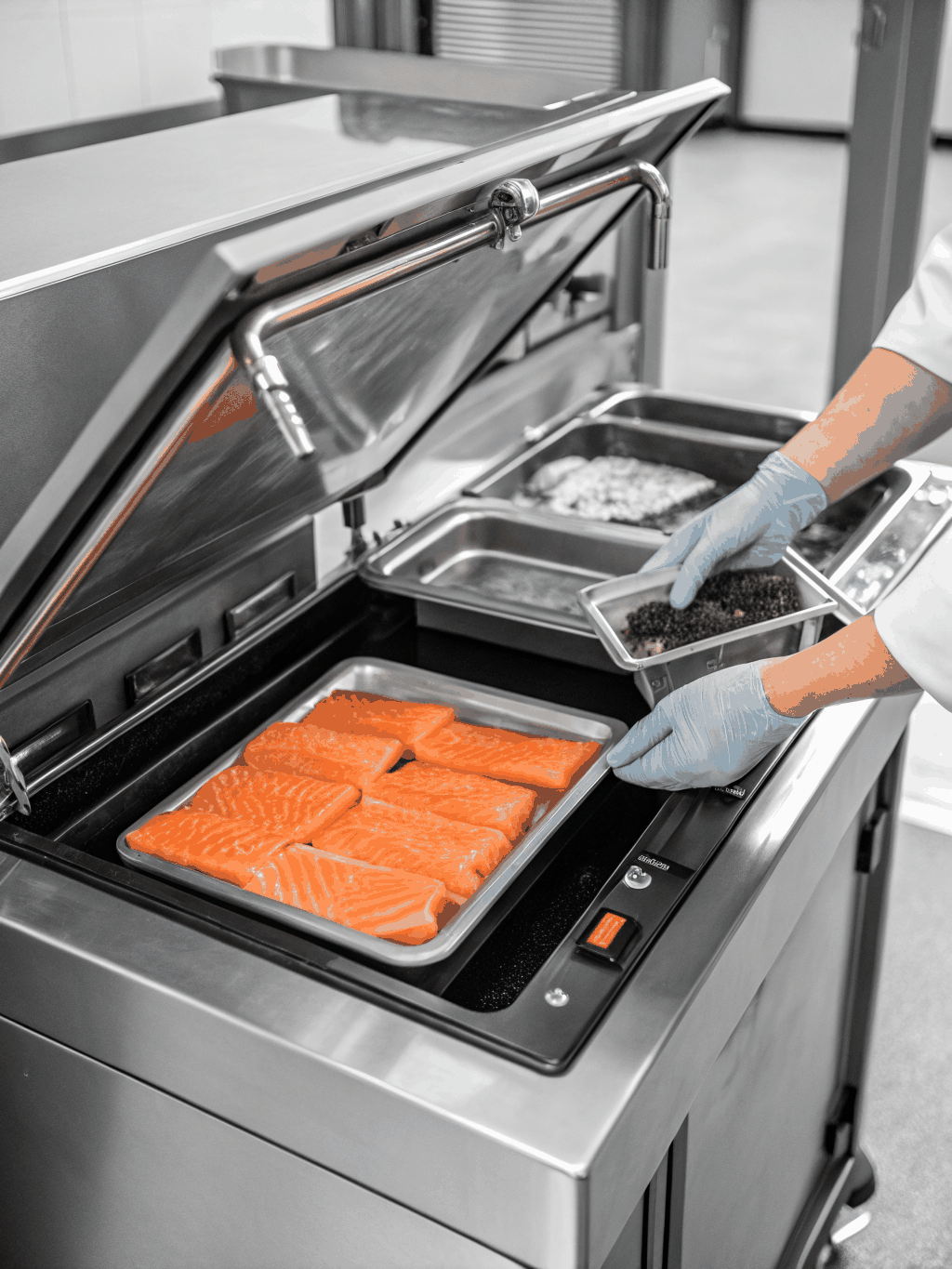 High-speed tray sealing machine for fresh food products